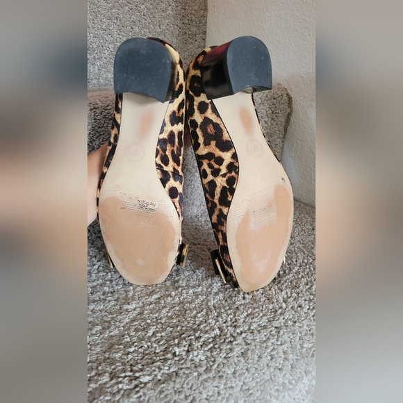 Michael Kors Brown and Black Heels with Leopard Print in Calf Hair.size 7.5 - Picture 10 of 16
